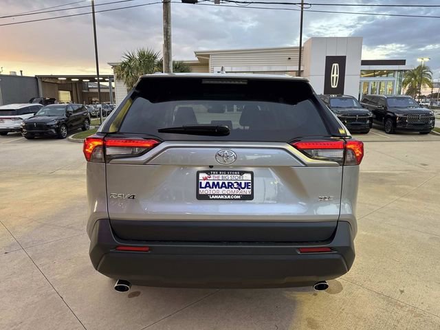 Used 2025 Toyota RAV4 XLE image 7