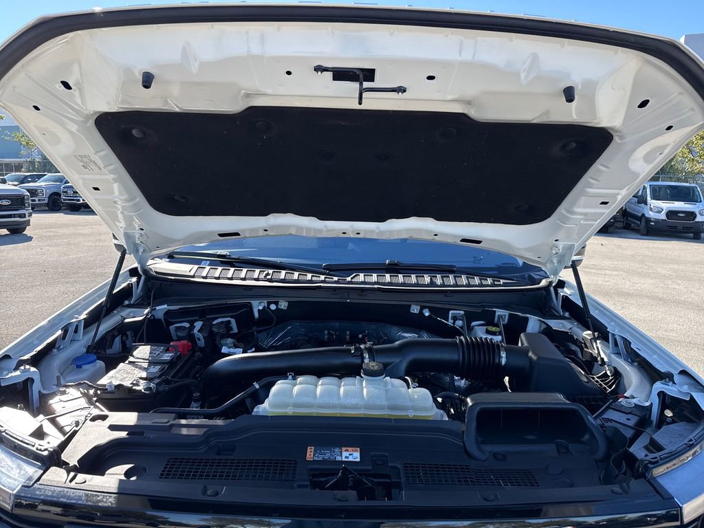 Certified 2025 Ford Expedition Active image 32