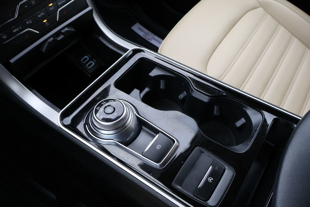 Certified 2020 Ford Edge SEL w/ Convenience Package image 32