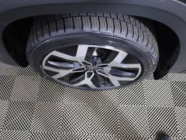 Used 2022 Volkswagen Taos SEL AWD/4WD image 32