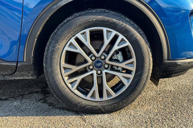 Certified 2022 Ford Escape SEL AWD/4WD image 10