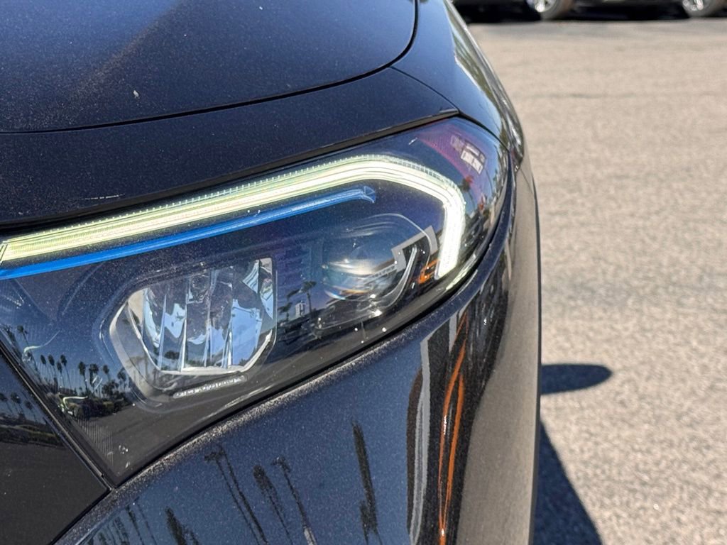 Used 2023 Mercedes-Benz EQB 300 300 image 8