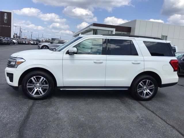 Certified 2023 Ford Expedition XLT AWD/4WD image 6