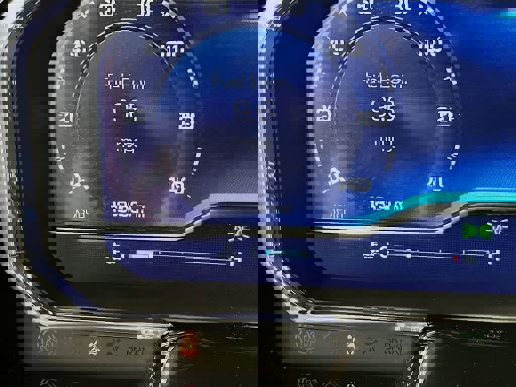 Used 2025 Chevrolet Silverado 1500 LT image 19