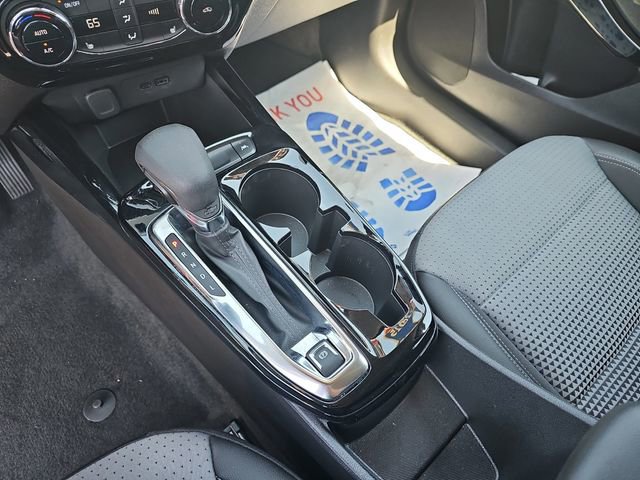 Used 2025 Chevrolet Trax LT w/ LT Convenience Package FWD image 55