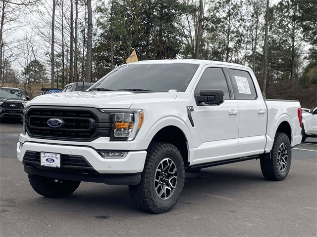 Certified 2022 Ford F150 XLT w/ Equipment Group 302A High image 30