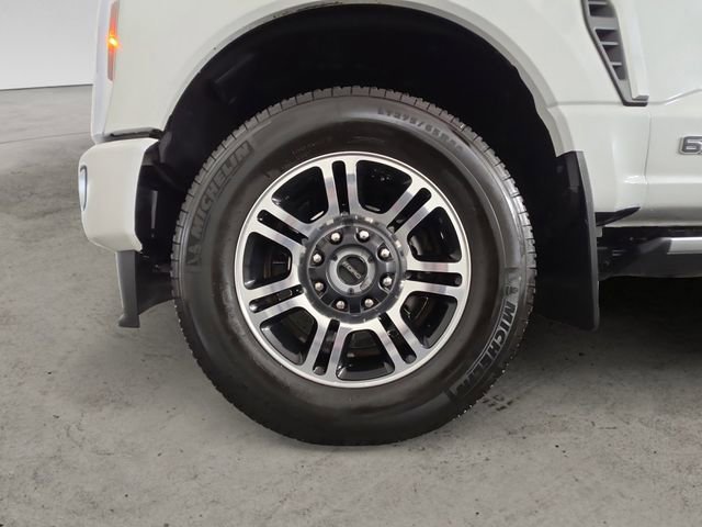 Certified 2024 Ford F350 Platinum image 14