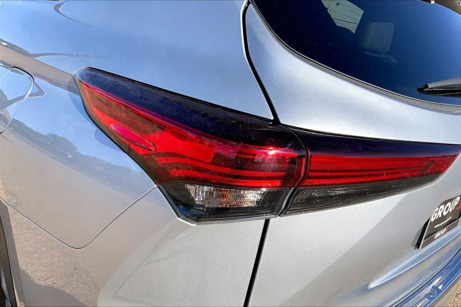 Used 2020 Toyota Highlander Platinum AWD/4WD image 46