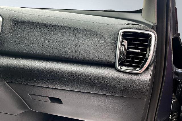 Used 2020 Kia Sportage EX w/ Option Group 15 image 20