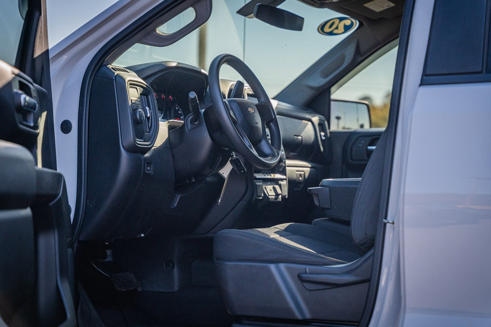 Used 2020 Chevrolet Silverado 1500 Custom w/ Custom Value Package image 21