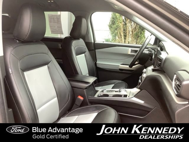 Certified 2023 Ford Explorer XLT w/ Equipment Group 202A AWD/4WD image 24