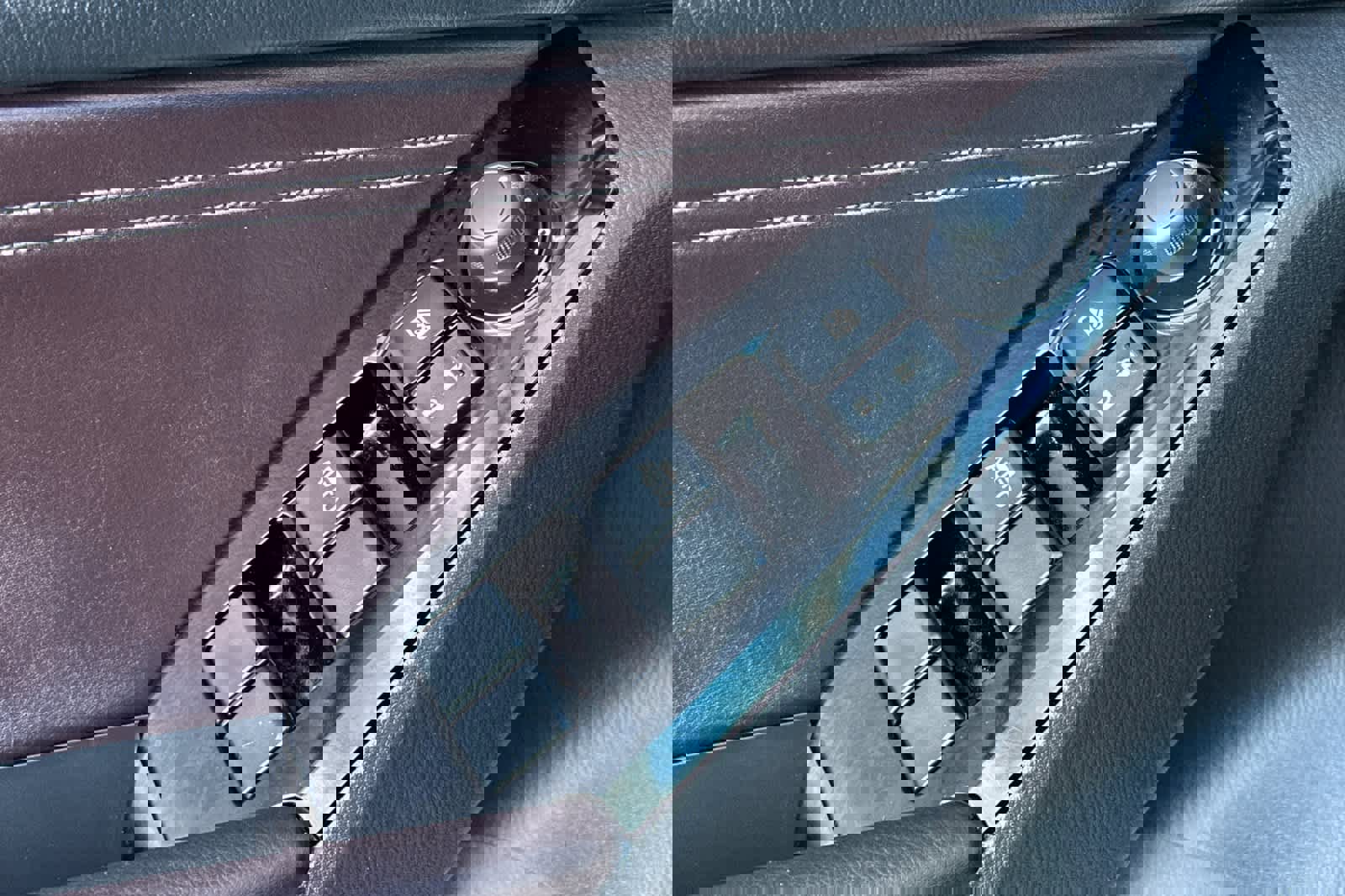 Used 2018 MAZDA MAZDA3 Grand Touring w/ Premium Equipment Package image 13