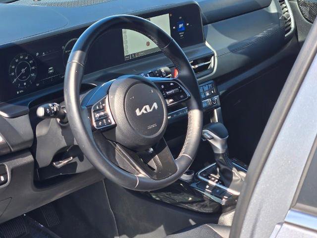 Used 2024 Kia Seltos EX AWD/4WD image 23