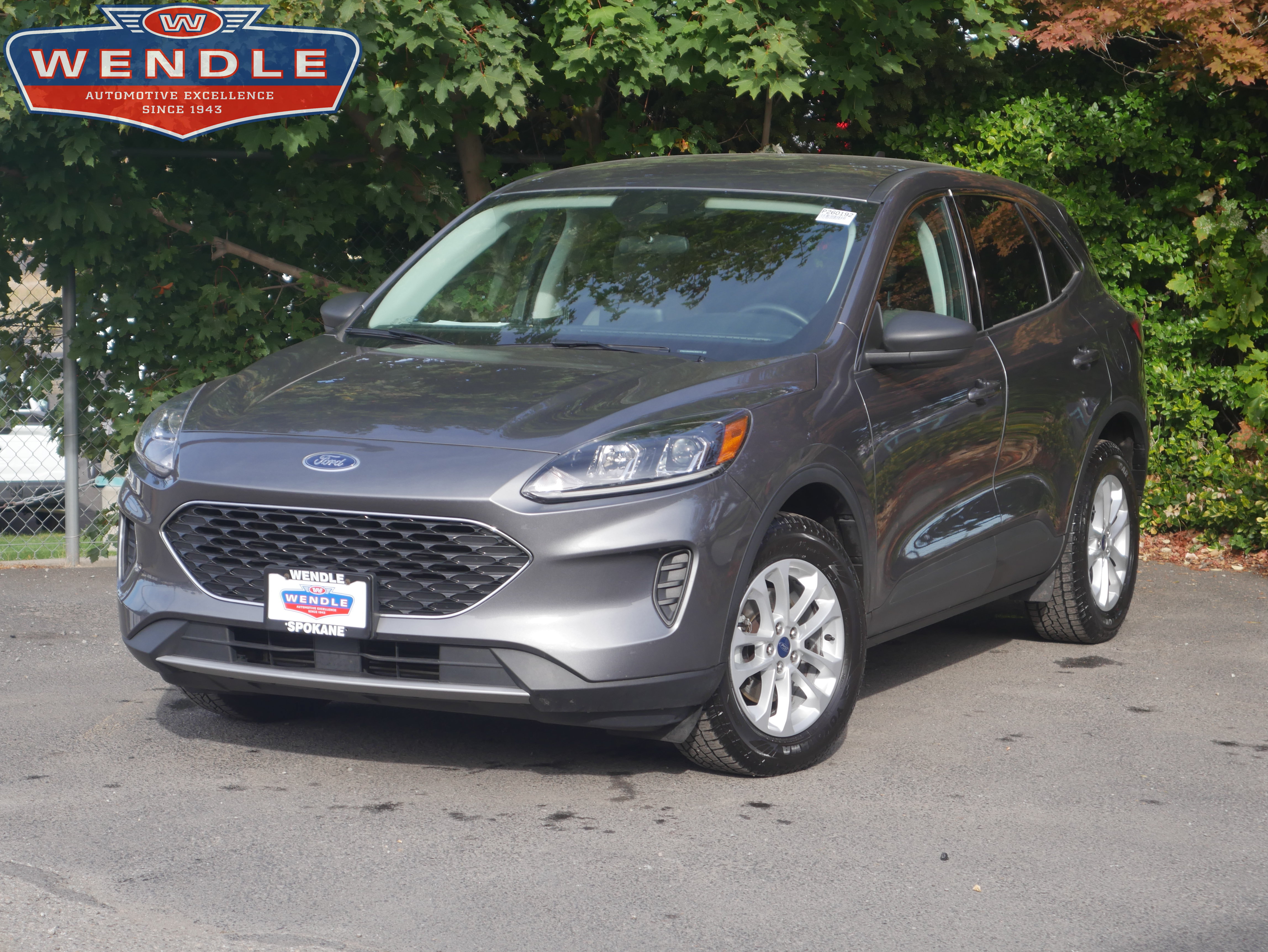 Certified 2022 Ford Escape SE w/ Convenience Package AWD/4WD image 1