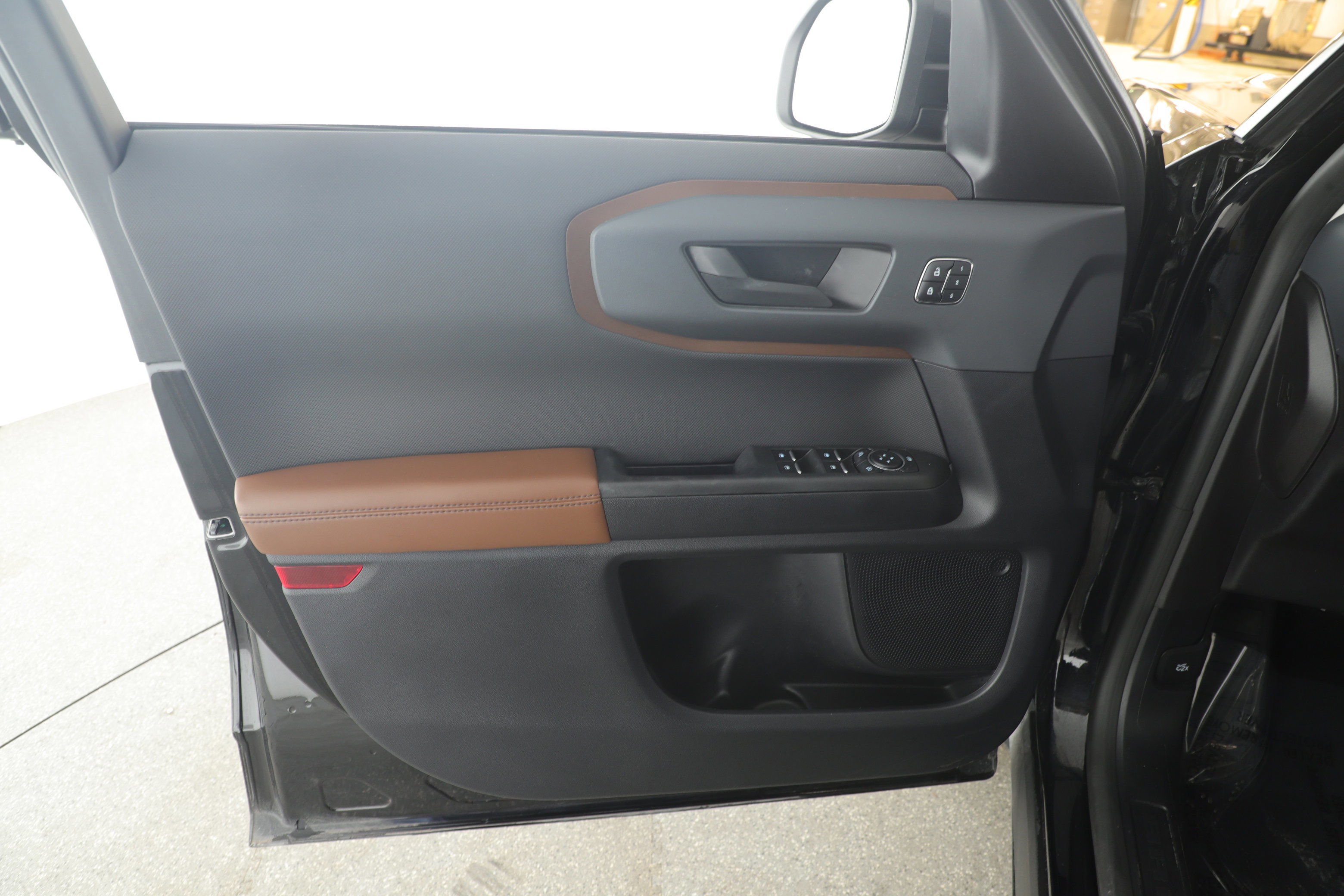 Certified 2023 Ford Bronco Sport Outer Banks image 8