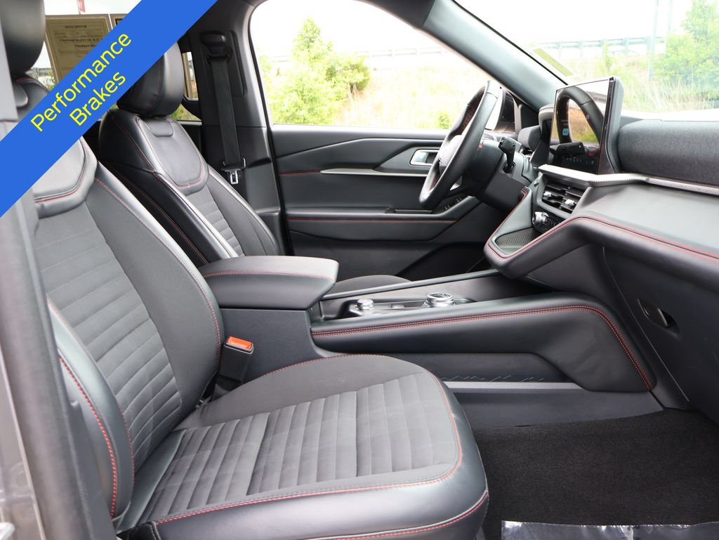 Certified 2025 Ford Explorer ST-Line w/ ST-Line Street Pack AWD/4WD image 10