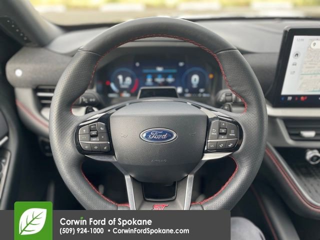Certified 2025 Ford Explorer ST image 26