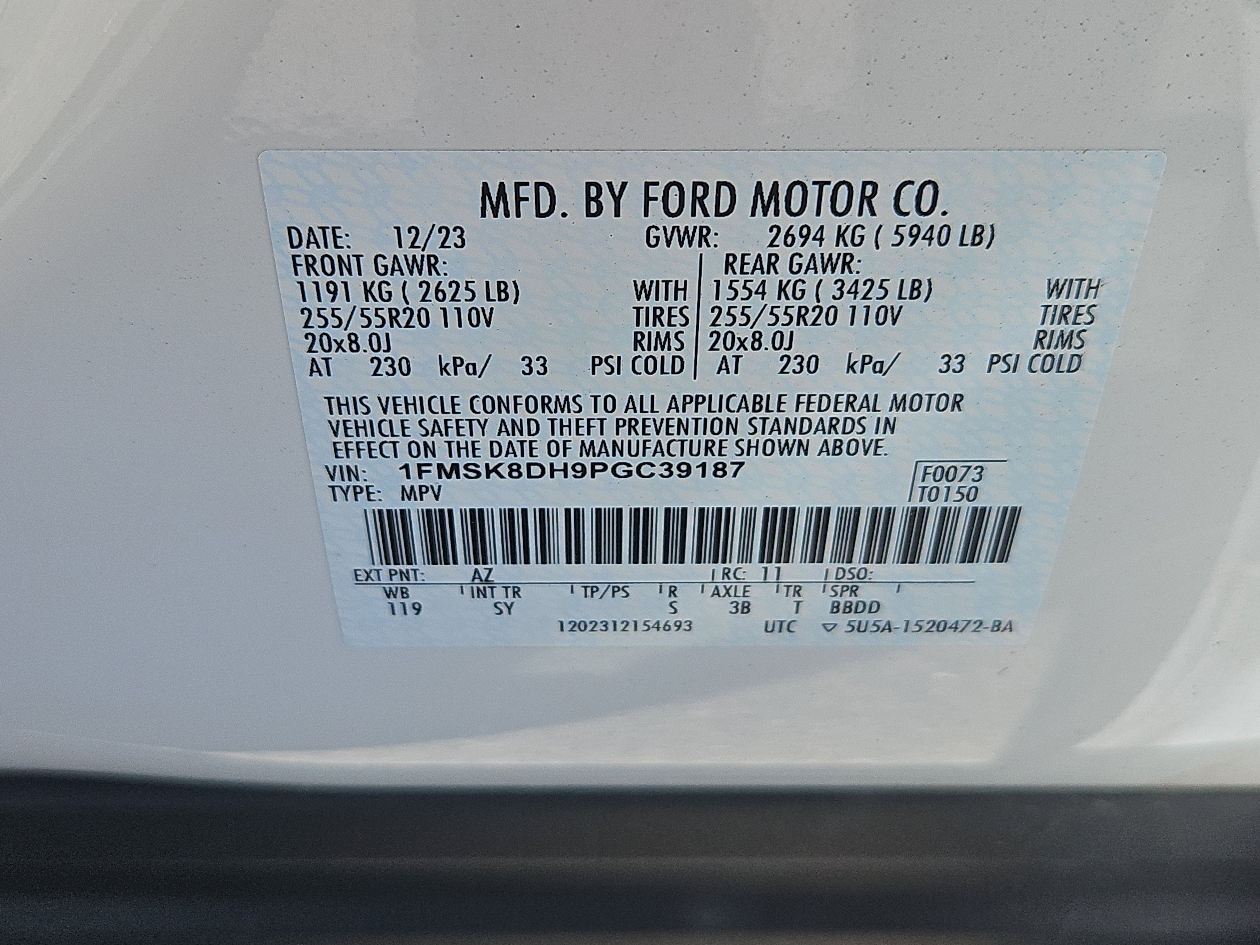 Certified 2023 Ford Explorer XLT w/ Equipment Group 202A AWD/4WD image 7