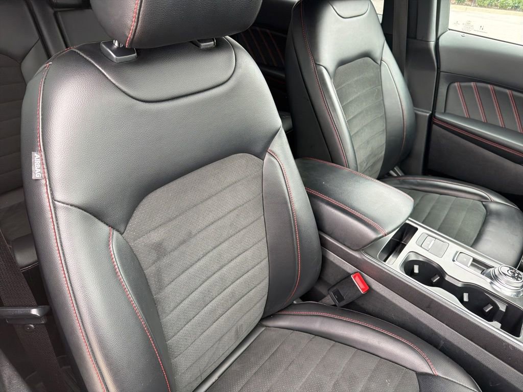 Certified 2022 Ford Edge ST-Line image 27