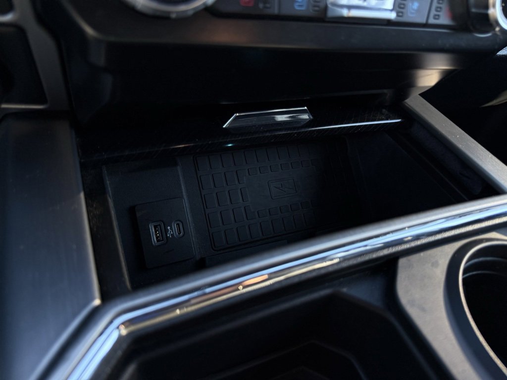 Certified 2022 Ford F450 Platinum w/ FX4 Off-Road Package image 19