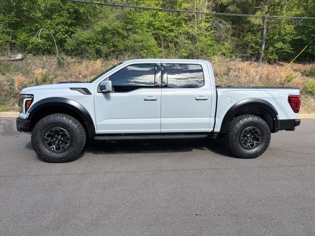 Certified 2025 Ford F150 Raptor w/ Equipment Group 803A Raptor R AWD/4WD image 4
