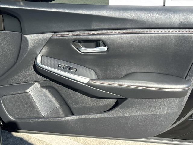 Used 2025 Nissan Sentra SR FWD image 33