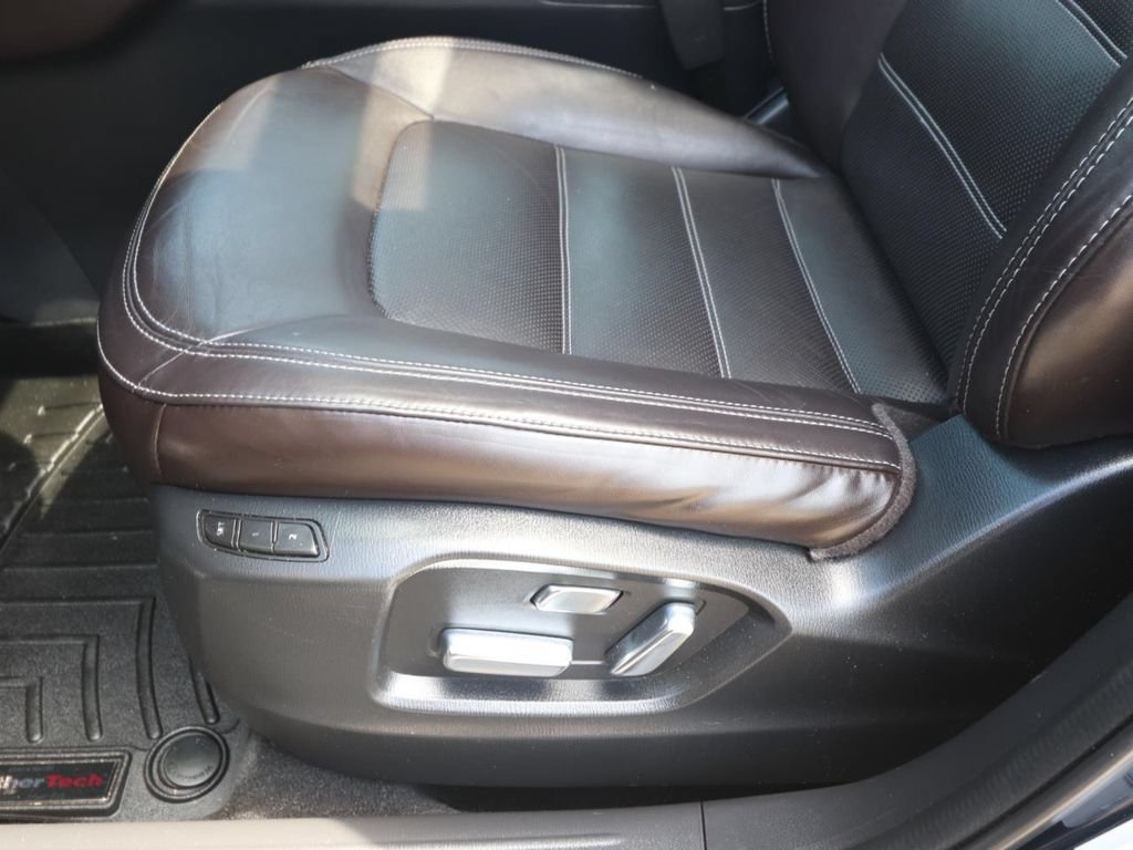 Used 2024 MAZDA CX-5 Signature AWD/4WD image 17