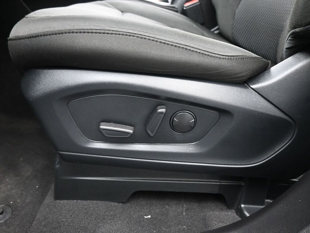 Certified 2023 Ford Explorer XLT image 39