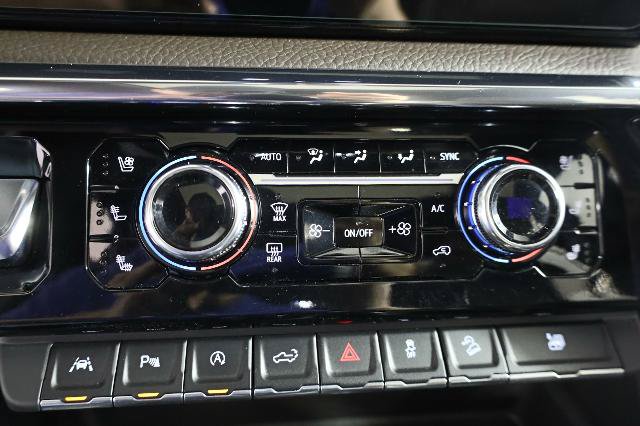 Used 2023 GMC Sierra 1500 Denali w/ Denali Reserve Package AWD/4WD image 20