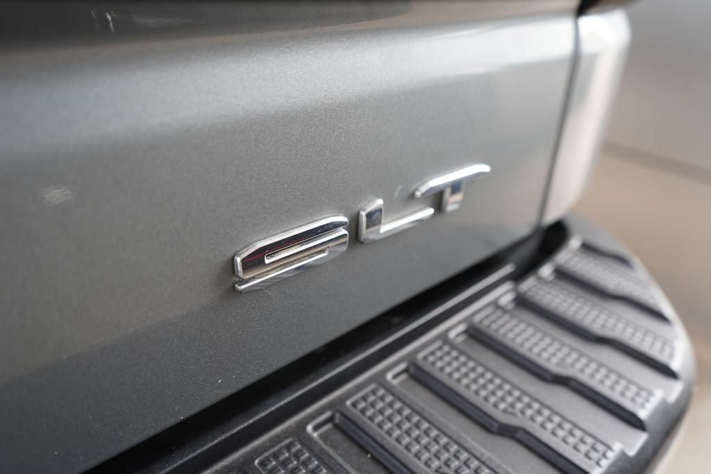 Used 2024 GMC Sierra 1500 SLT RWD image 7