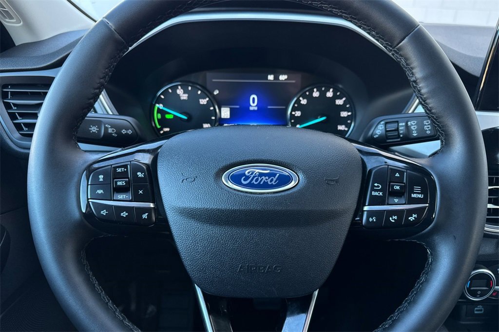 Certified 2021 Ford Escape SE w/ SE Sport Appearance Package image 22