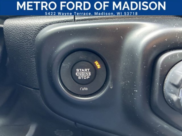 Used 2021 Jeep Wrangler Unlimited Sahara AWD/4WD image 34
