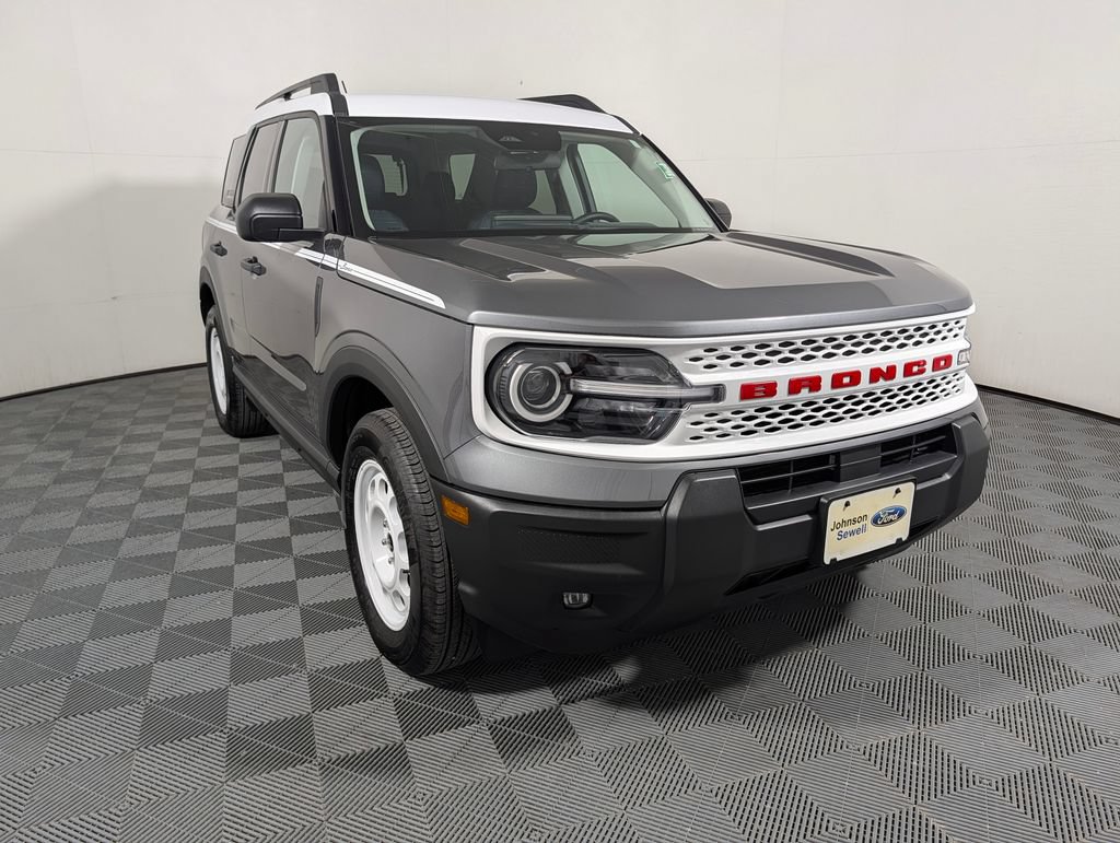 Certified 2025 Ford Bronco Sport Heritage w/ Convenience Package AWD/4WD image 1
