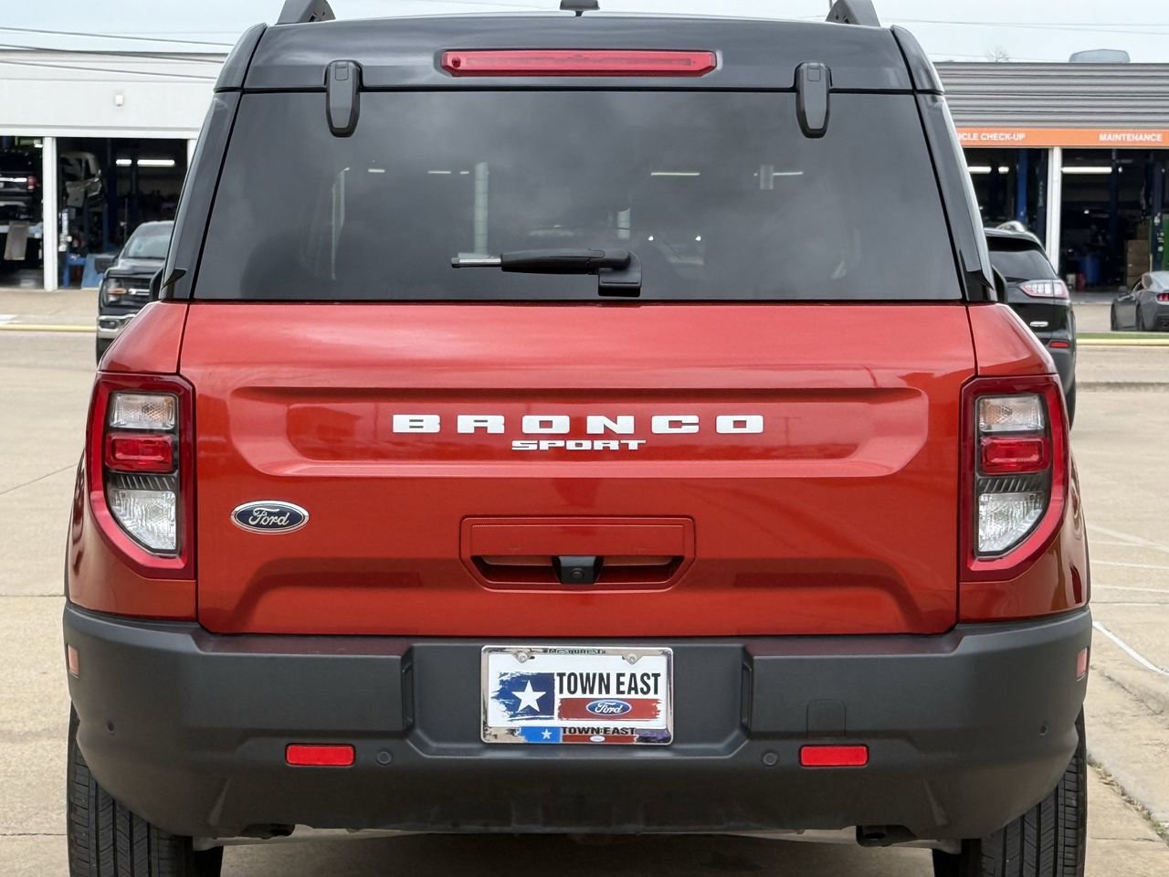 Certified 2024 Ford Bronco Sport Outer Banks w/ Tech Package image 6