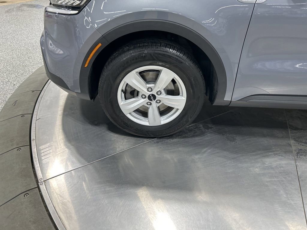 Used 2022 Kia Sorento LX AWD/4WD image 31