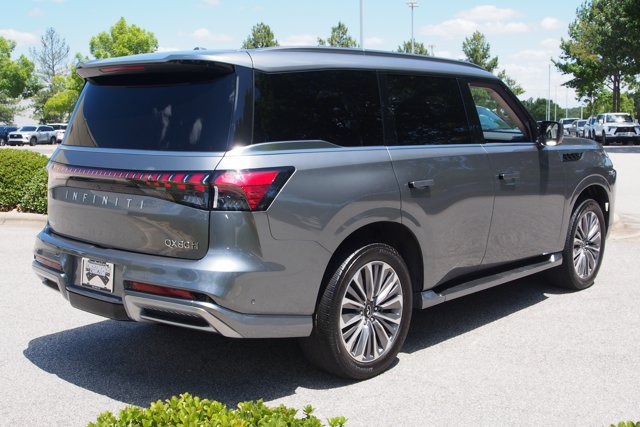 Used 2025 INFINITI QX80 Sensory AWD/4WD image 8