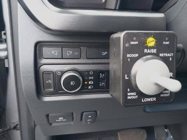 Certified 2024 Ford F250 Lariat w/ Lariat Ultimate Package AWD/4WD image 15