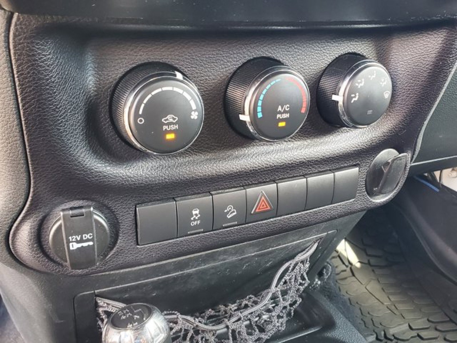 Used 2017 Jeep Wrangler Unlimited Sport w/ Mopar Black Appearance Group image 19