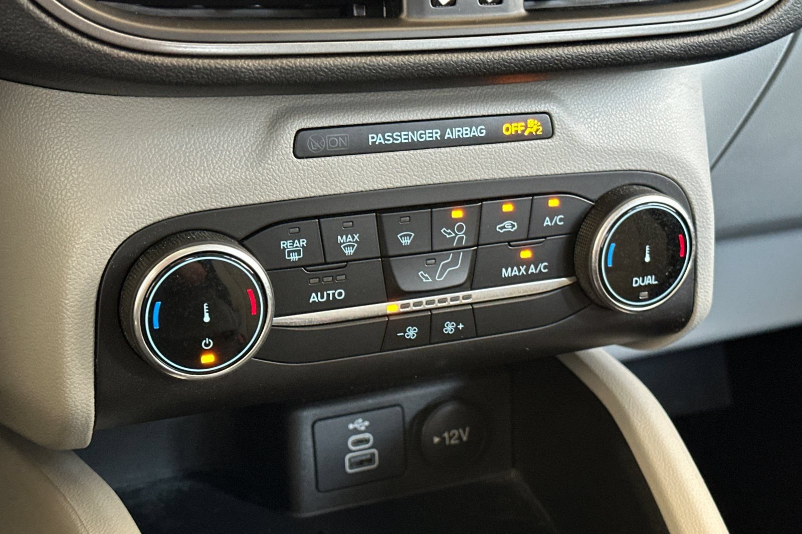 Certified 2025 Ford Escape Active FWD image 21