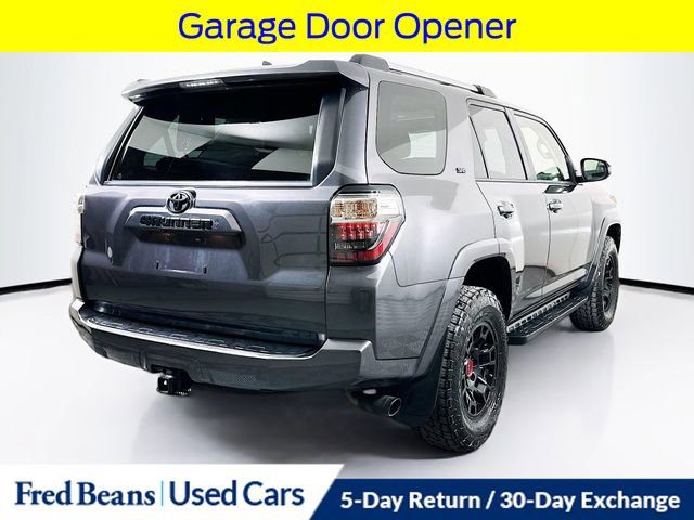 Used 2022 Toyota 4Runner SR5 Premium image 8