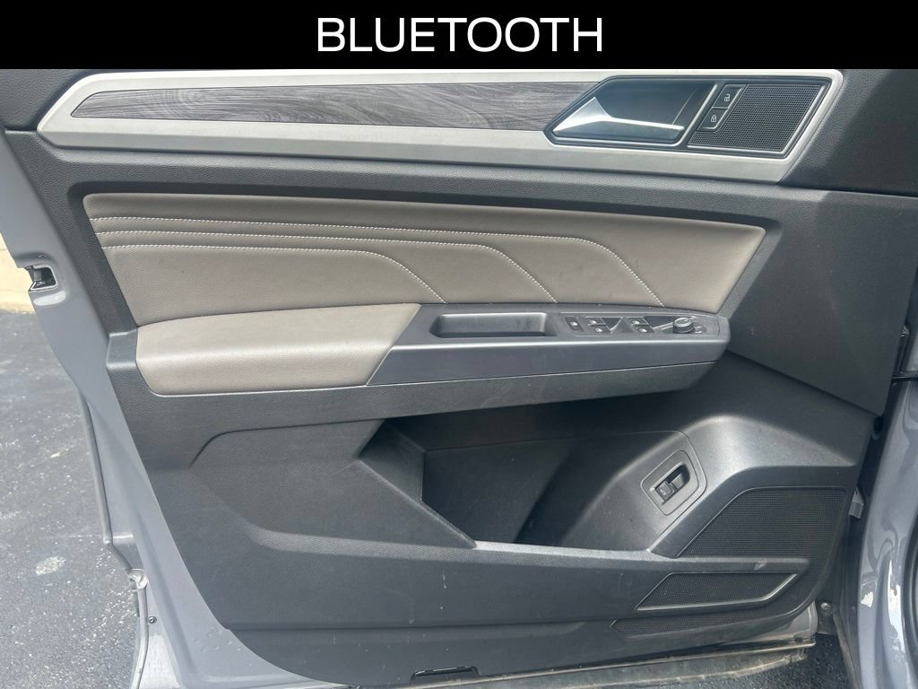 Used 2021 Volkswagen Atlas Cross Sport SE w/ Panoramic Sunroof Package AWD/4WD image 11