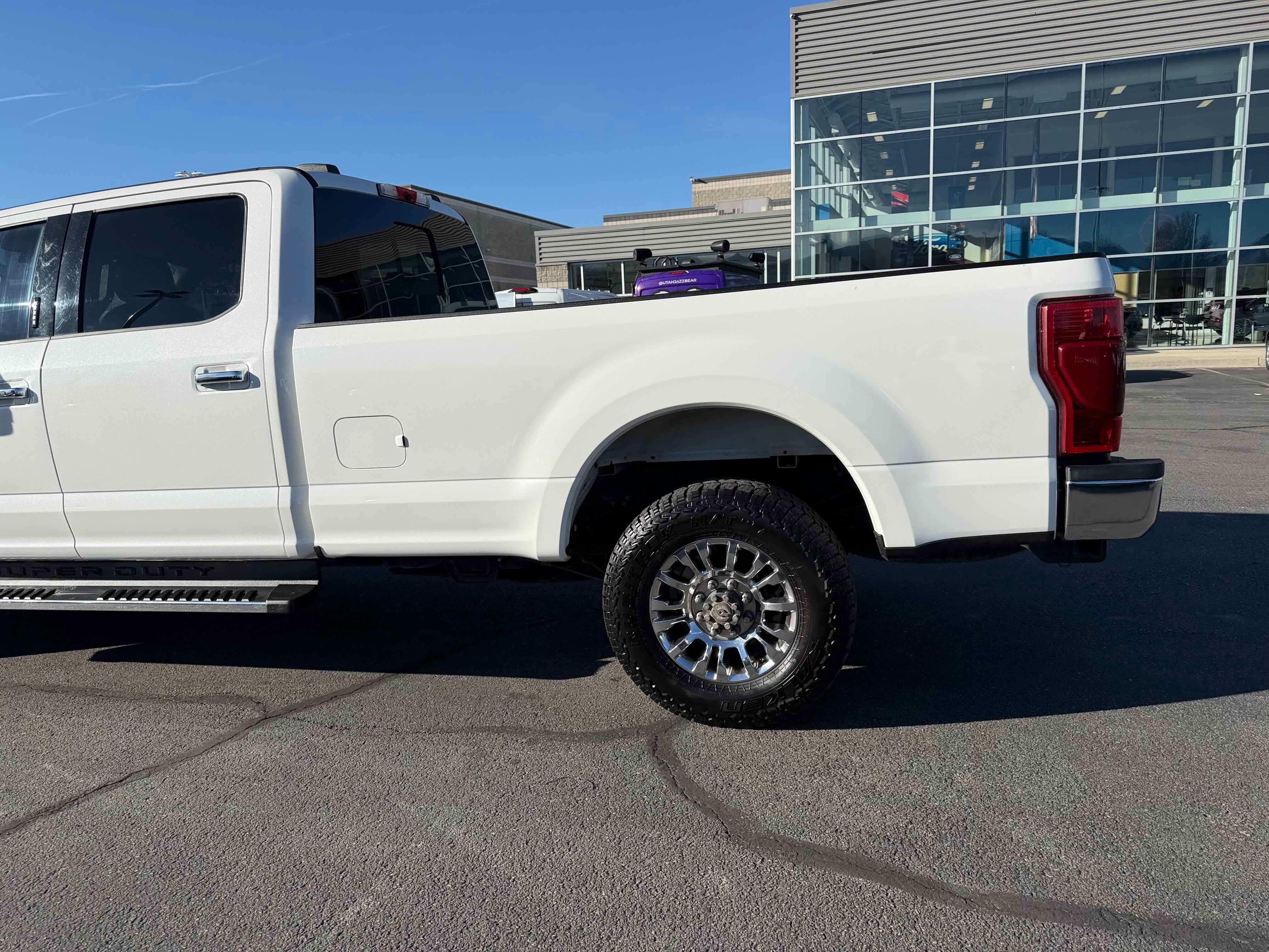 Certified 2020 Ford F350 Lariat w/ Lariat Ultimate Package image 10