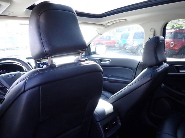 Certified 2023 Ford Edge SEL w/ Convenience Package AWD/4WD image 17