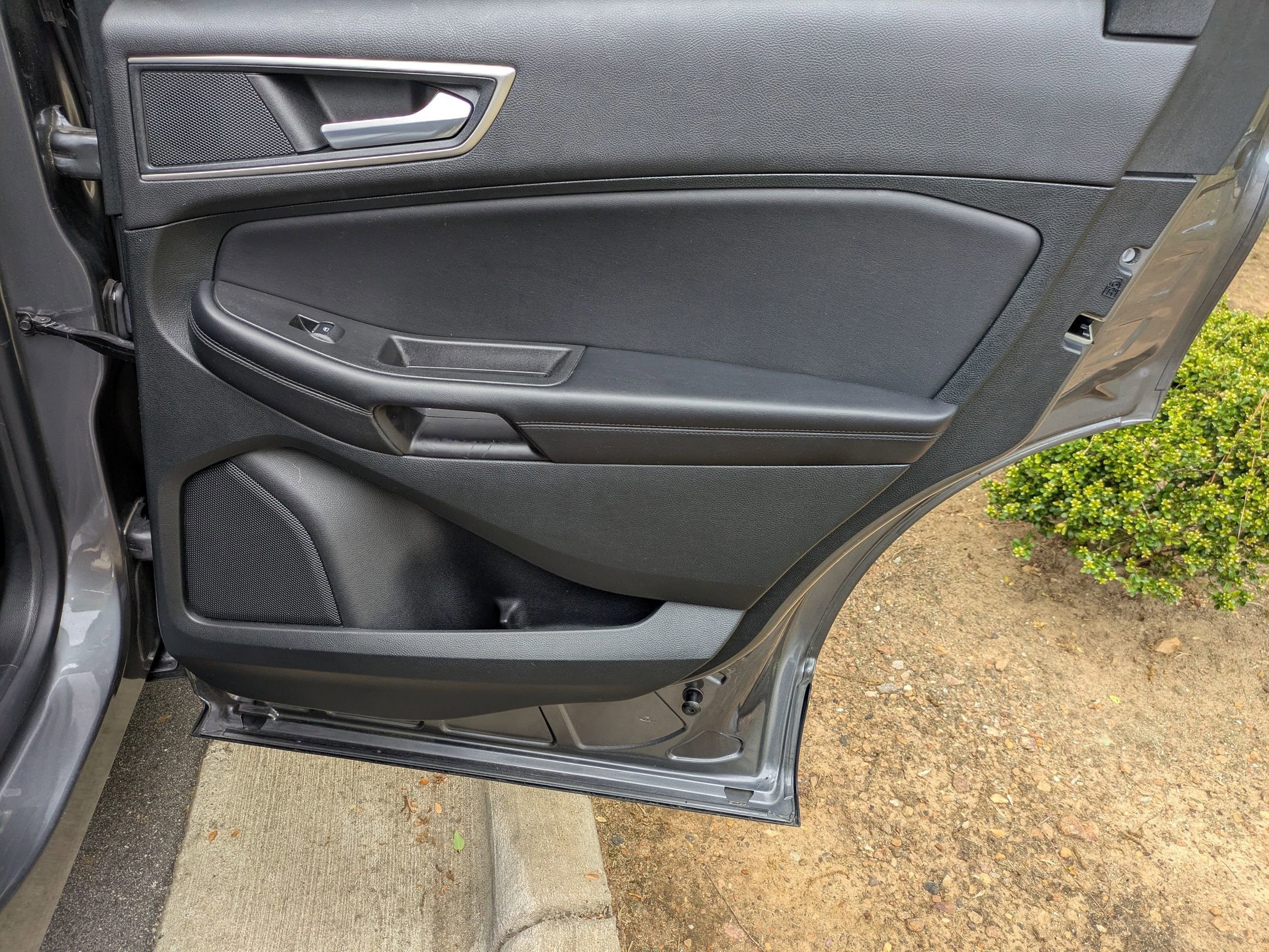 Certified 2023 Ford Edge SEL w/ Convenience Package image 34