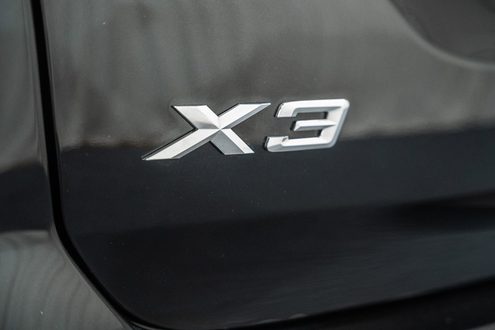 Used 2024 BMW X3 xDrive30i w/ Premium Package AWD/4WD image 8