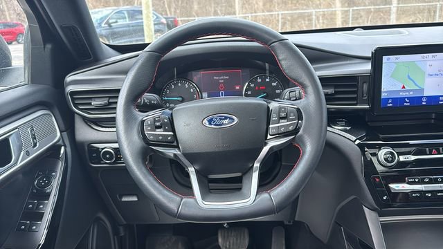 Certified 2024 Ford Explorer ST-Line w/ Class IV Trailer Tow Package image 15