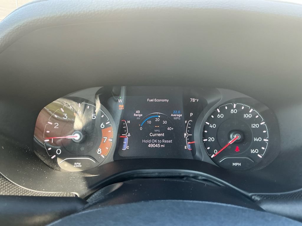 Used 2023 Jeep Compass Latitude w/ Sun and Sound Group AWD/4WD image 19