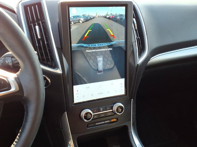 Certified 2024 Ford Edge Titanium AWD/4WD image 26