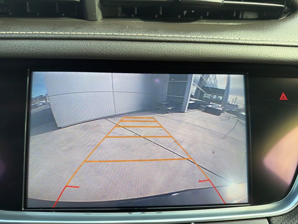 Used 2017 Cadillac XT5 FWD image 23