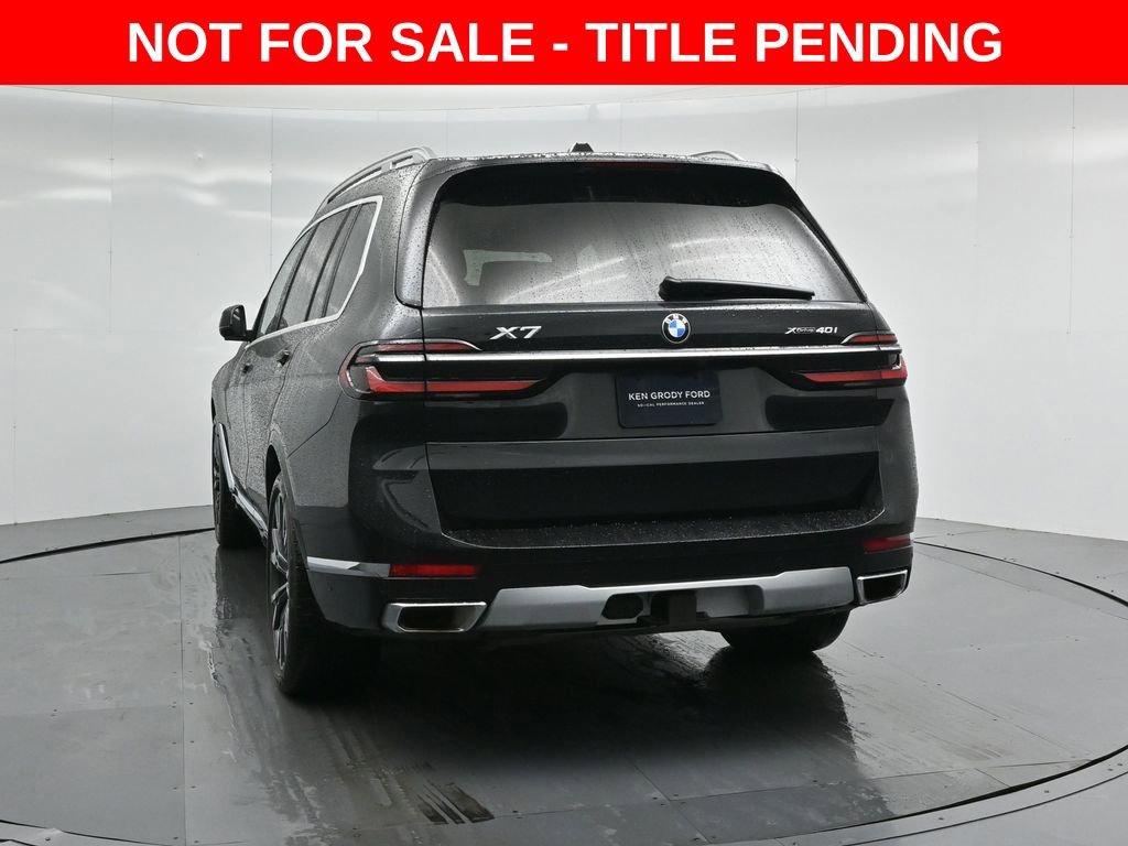 Used 2023 BMW X7 xDrive40i w/ Parking Assistance Package image 25